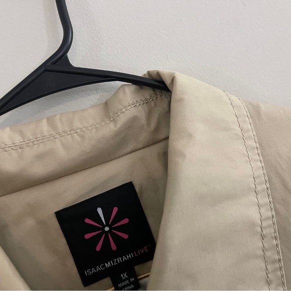 Isaac Mizrahi Live Tan Jacket - Picture 3 of 9